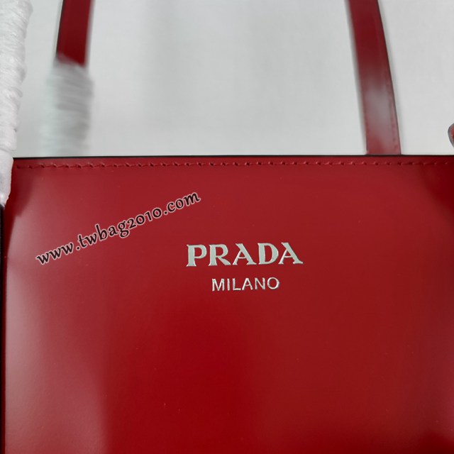 Prada專櫃2022全新系列亮面小牛皮中號手提包 1BA350 普拉達Cleo系列托特包 csp1040
